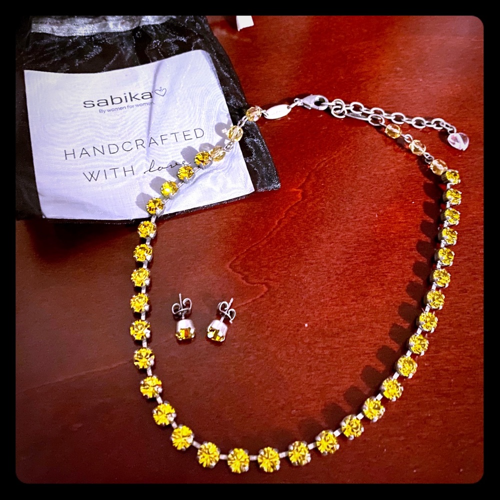 NEW! Sabika Metallic Sunshine set